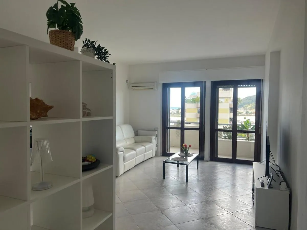 Med Vista Apartment Cagliari 0*,  Itálie