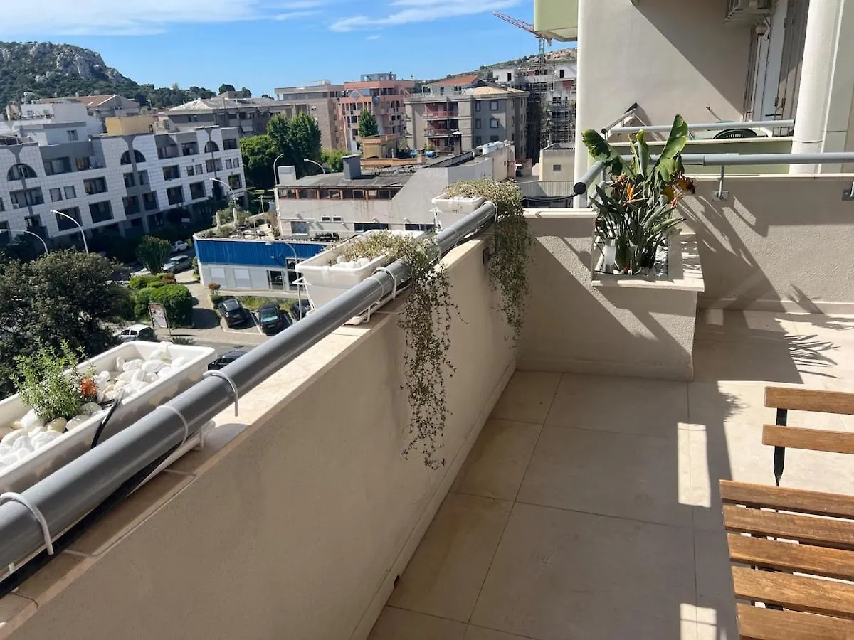 Med Vista Apartment カリアリ