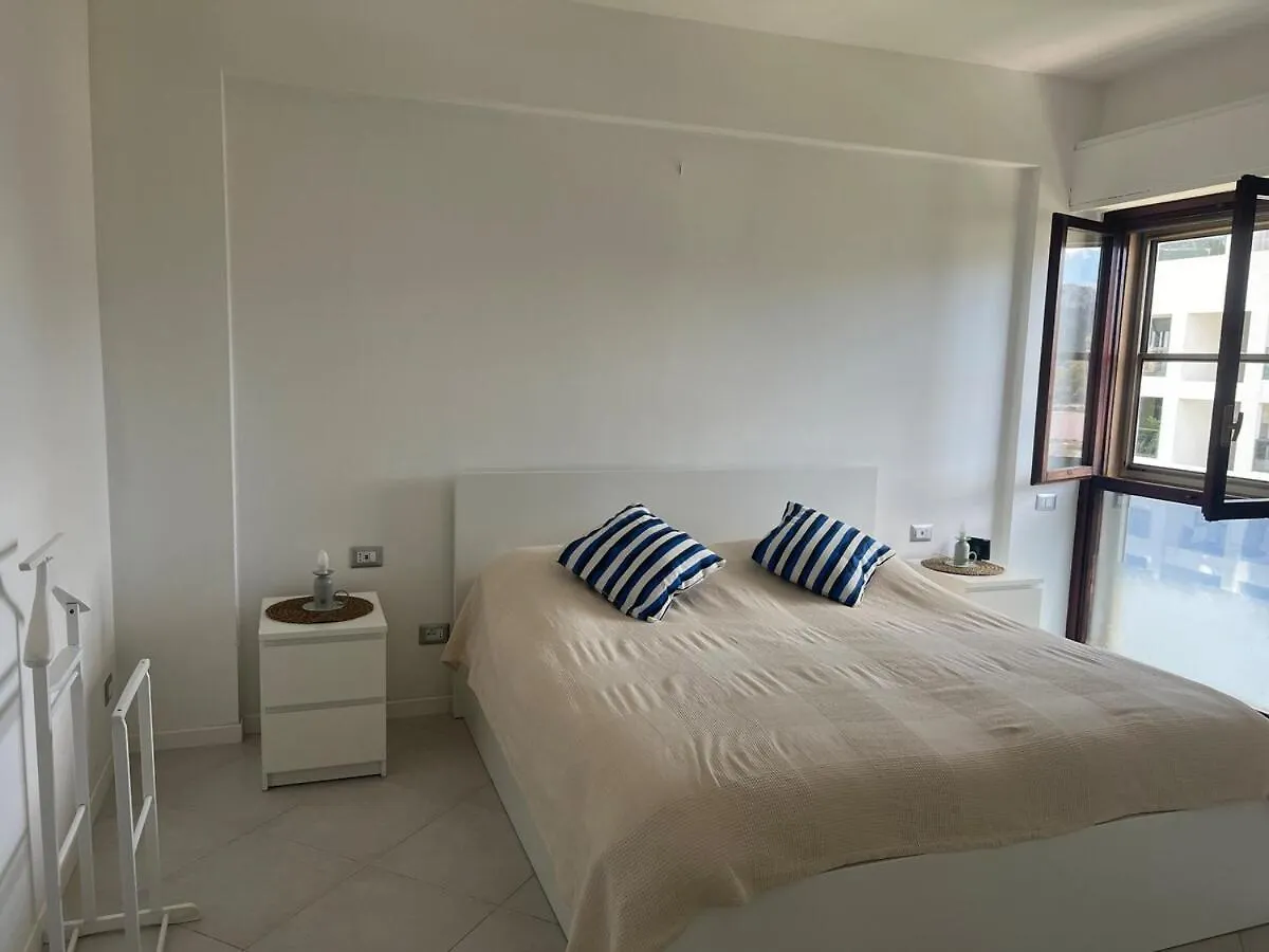Med Vista Apartment Cagliari Itálie